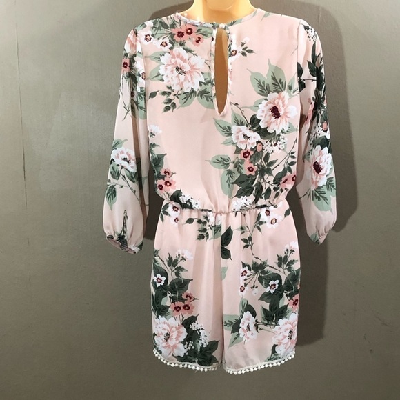 Adorable Charlotte Russe Shorts Romper! - Picture 2 of 4